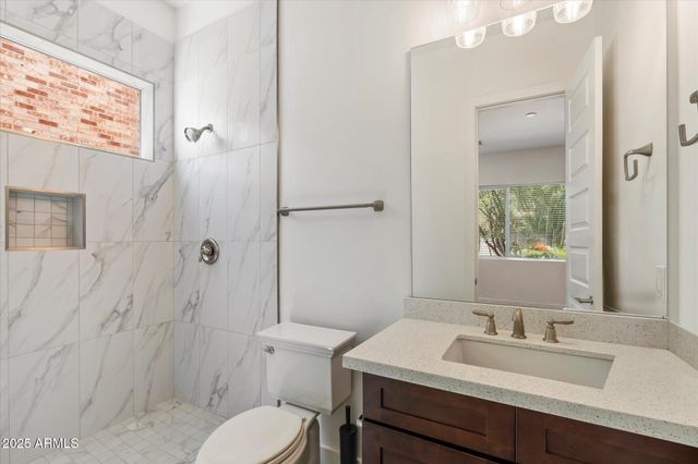 640 W ECHO Lane, Phoenix, AZ 85021