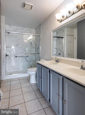 5005 FARMING RIDGE BLVD, Reading, PA 19606