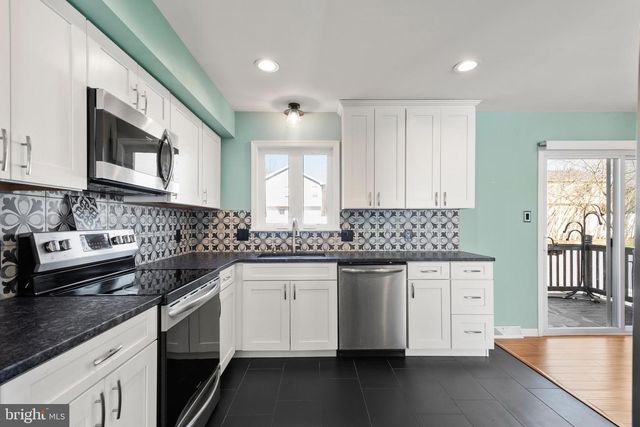 5005 FARMING RIDGE BLVD, Reading, PA 19606