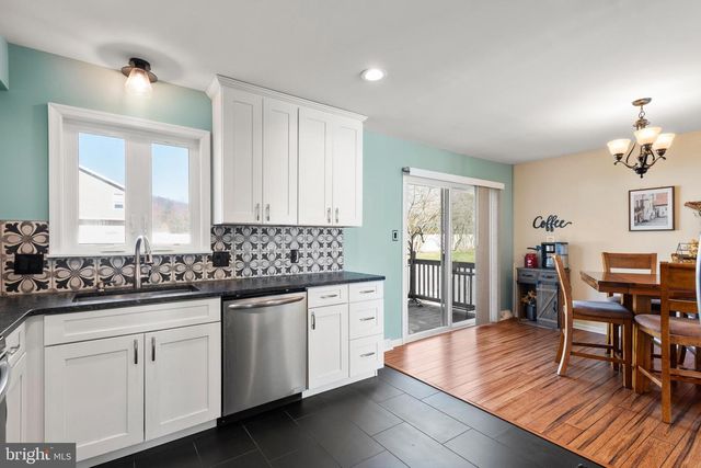 5005 FARMING RIDGE BLVD, Reading, PA 19606