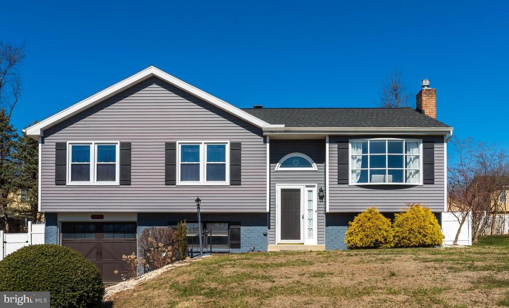 5005 FARMING RIDGE BLVD, Reading, PA 19606