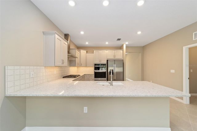 5703 SW 70TH AVENUE, Ocala, FL 34474