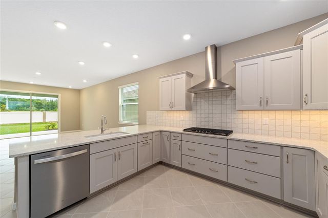 5703 SW 70TH AVENUE, Ocala, FL 34474