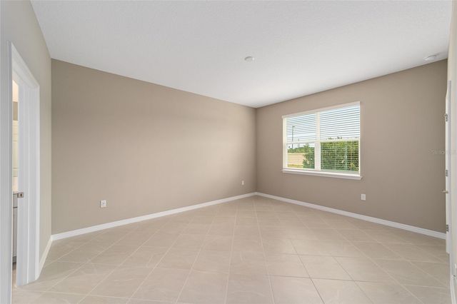 5703 SW 70TH AVENUE, Ocala, FL 34474