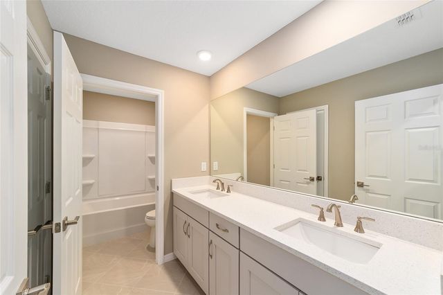 5703 SW 70TH AVENUE, Ocala, FL 34474