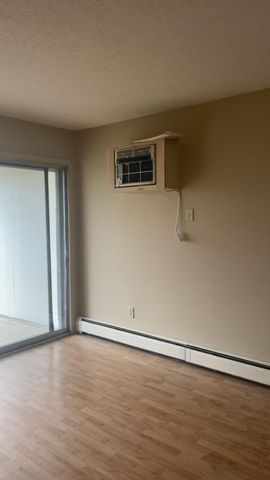 12948 Nicollet Avenue 301, Burnsville, MN 55337