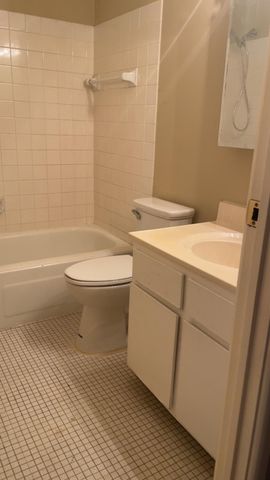 12948 Nicollet Avenue 301, Burnsville, MN 55337