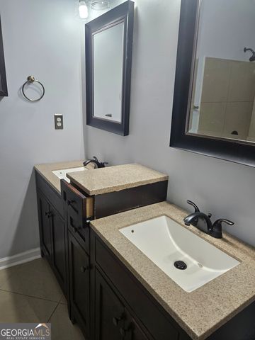 6923 Biscayne Boulevard, Rex, GA 30273