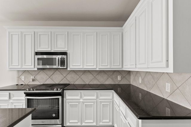 18106 Castle Rain Drive, Humble, TX 77346