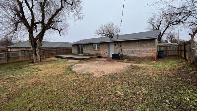 5929 NW 62nd Street, Oklahoma City, OK 73122