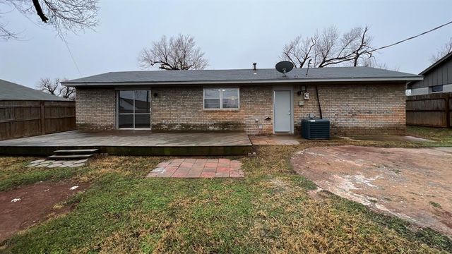 5929 NW 62nd Street, Oklahoma City, OK 73122