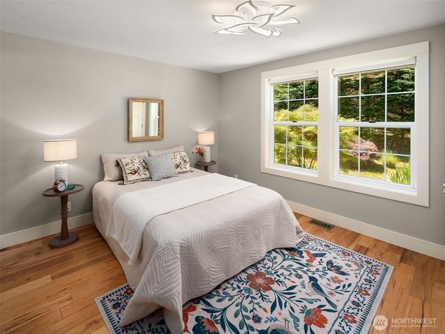 21206 Tramp Harbor Road SW, Vashon, WA 98070