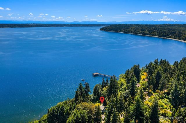 21206 Tramp Harbor Road SW, Vashon, WA 98070