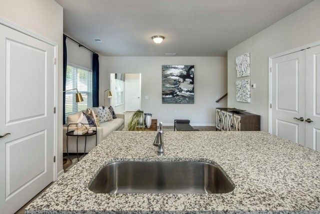 245 Fox Run Drive Myrtle, Brunswick, GA 31525