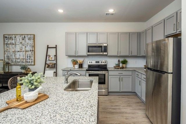 245 Fox Run Drive Myrtle, Brunswick, GA 31525