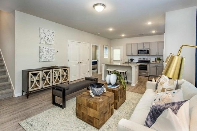 245 Fox Run Drive Myrtle, Brunswick, GA 31525