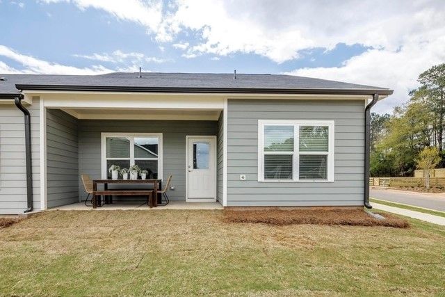 245 Fox Run Drive Myrtle, Brunswick, GA 31525