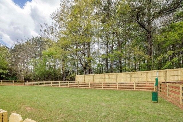 245 Fox Run Drive Myrtle, Brunswick, GA 31525