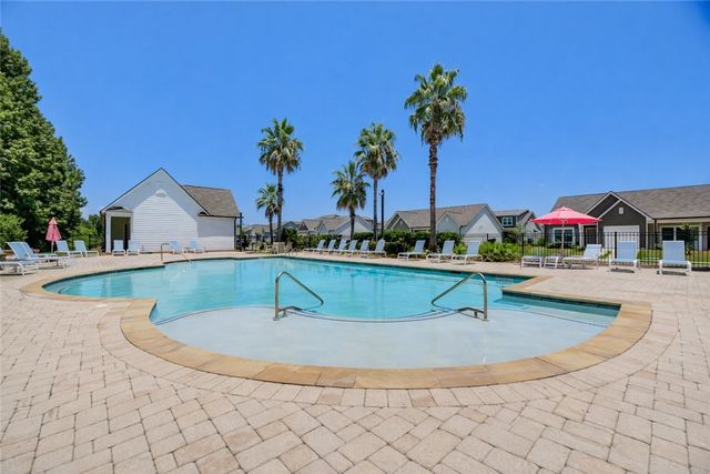 245 Fox Run Drive Myrtle, Brunswick, GA 31525