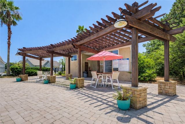 245 Fox Run Drive Myrtle, Brunswick, GA 31525