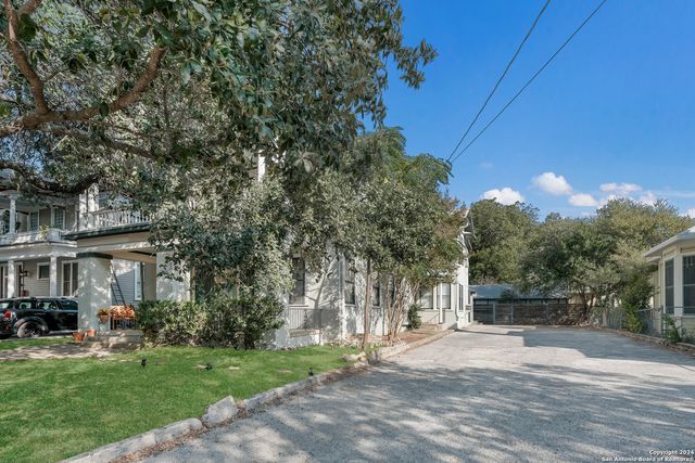 121 W Woodlawn Ave Unit 1, San Antonio, TX 78212