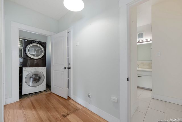 121 W Woodlawn Ave Unit 1, San Antonio, TX 78212