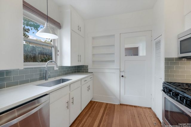 121 W Woodlawn Ave Unit 1, San Antonio, TX 78212