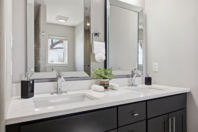 315 Canterbury Street, North Liberty, IA 52317