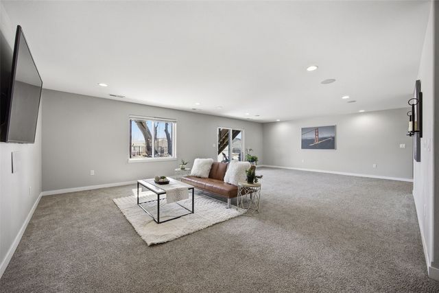 315 Canterbury Street, North Liberty, IA 52317