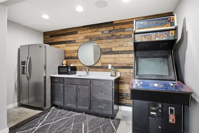 315 Canterbury Street, North Liberty, IA 52317