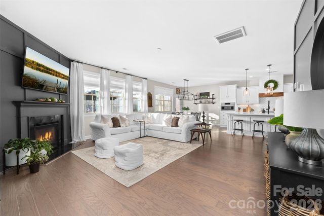 17549 Julees Walk Lane, Davidson, NC 28036