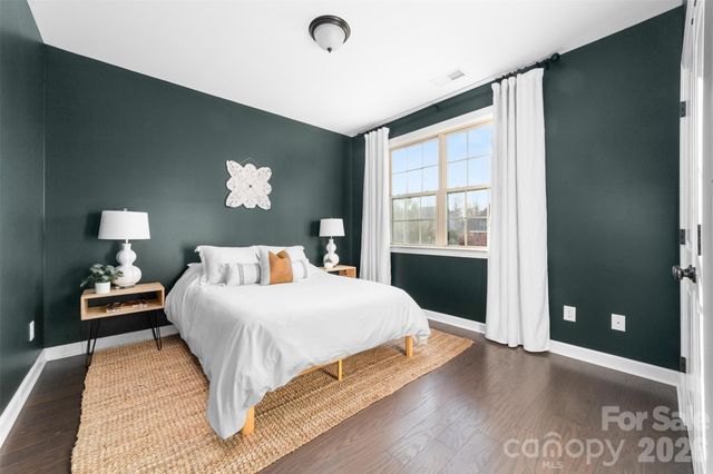 17549 Julees Walk Lane, Davidson, NC 28036