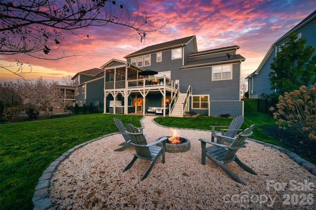 17549 Julees Walk Lane, Davidson, NC 28036