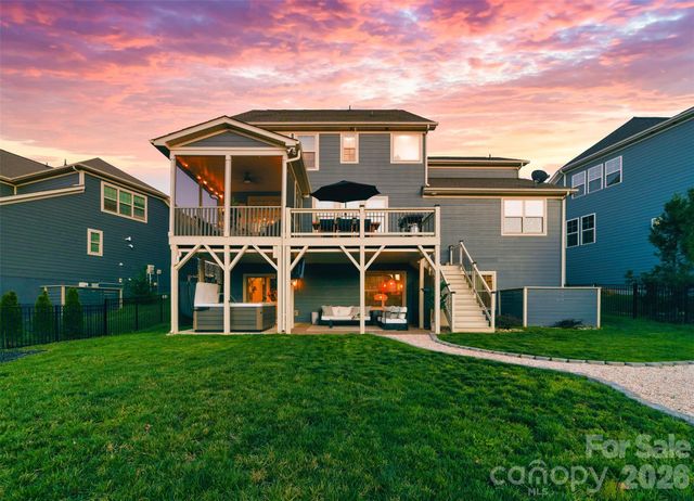 17549 Julees Walk Lane, Davidson, NC 28036