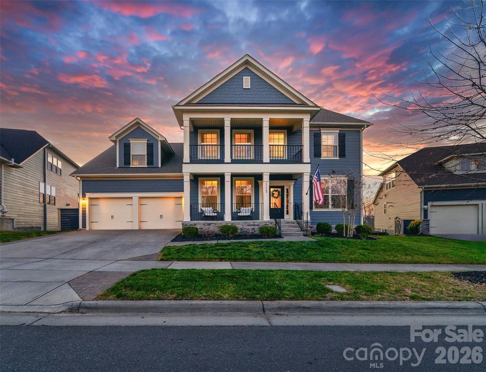 17549 Julees Walk Lane, Davidson, NC 28036