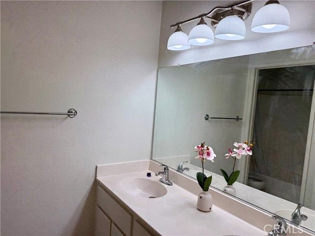 22594 Cuyama Court, Apple Valley, CA 92307