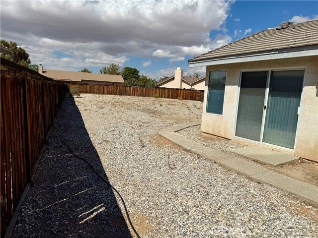 22594 Cuyama Court, Apple Valley, CA 92307