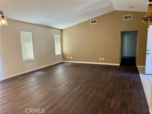 22594 Cuyama Court, Apple Valley, CA 92307