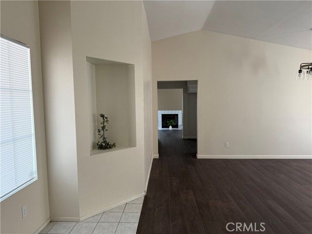 22594 Cuyama Court, Apple Valley, CA 92307