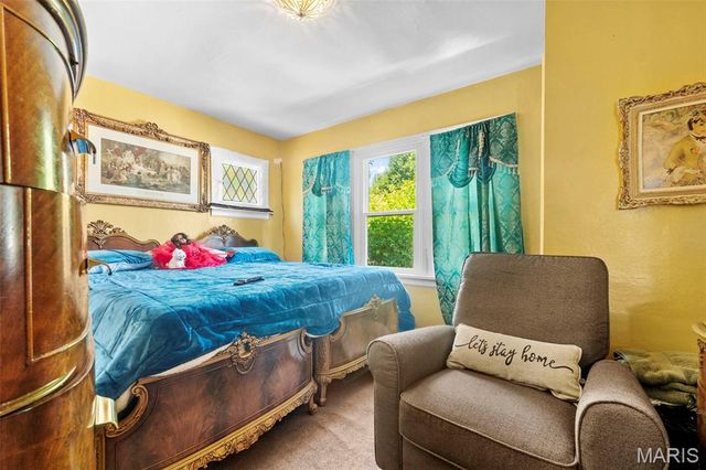 3738 Lawler Drive, St Louis, MO 63121