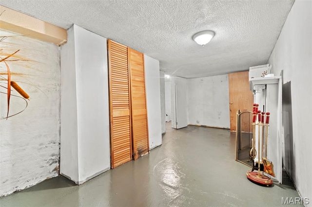 3738 Lawler Drive, St Louis, MO 63121