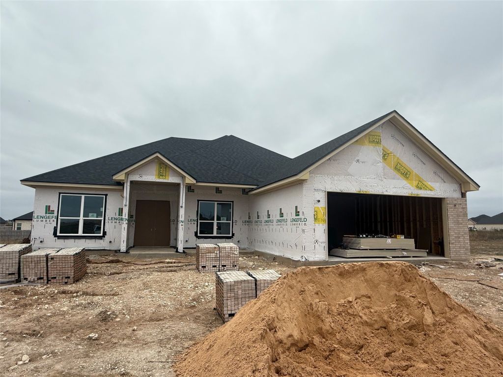 1337 Tahonta Drive, Hewitt, TX 76643