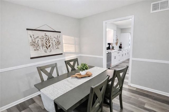 3807 S Fuller Avenue, Independence, MO 64052