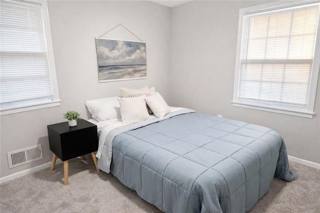 3807 S Fuller Avenue, Independence, MO 64052