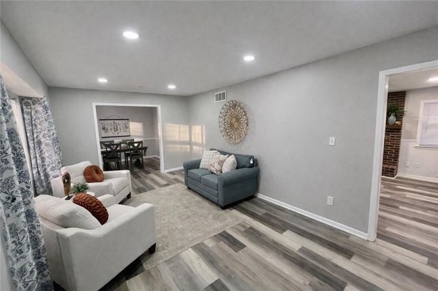 3807 S Fuller Avenue, Independence, MO 64052