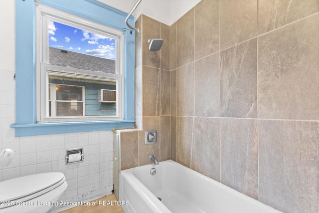 721 Clark Street, Lansing, MI 48906