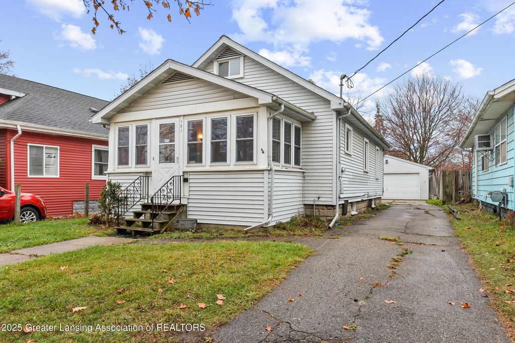721 Clark Street, Lansing, MI 48906