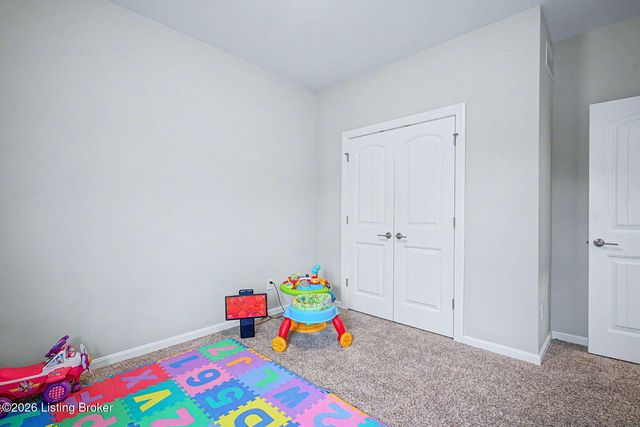 6802 Hawley View Ct, Crestwood, KY 40014
