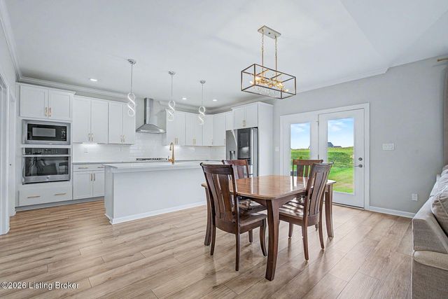 6802 Hawley View Ct, Crestwood, KY 40014