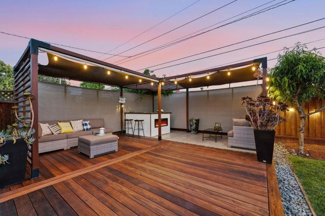 1690 Andalusia Way, San Jose, CA 95125